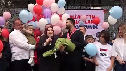 Binlerce balon minik Ali Asaf için gökyüzüne bırakıldı