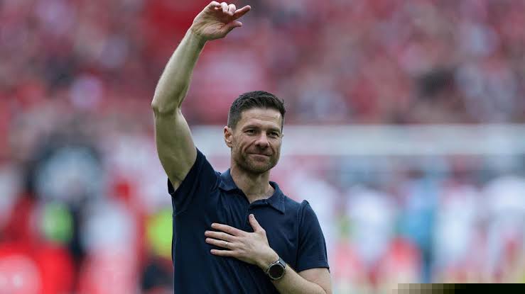 Real Madrid announce Alonso: the football world reacts