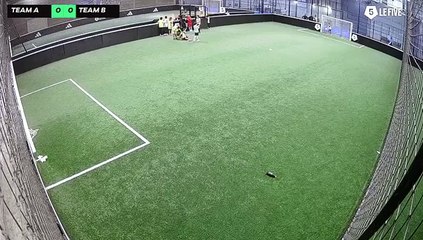 25/05 à 15:59 - Football Terrain 4 (LeFive Rouen)