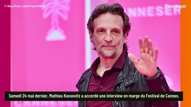 Il s’est manqué de peu : à Cannes, Mathieu Kassovitz au cœur d’une scène surprenante en pleine interview