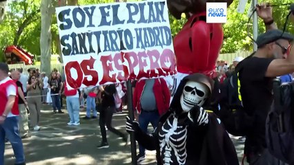 Multitudinaria manifestación en Madrid contra la privatización de la Sanidad pública