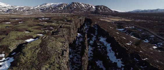 ISLANDE-TERRE SAUVAGE - [film complet]