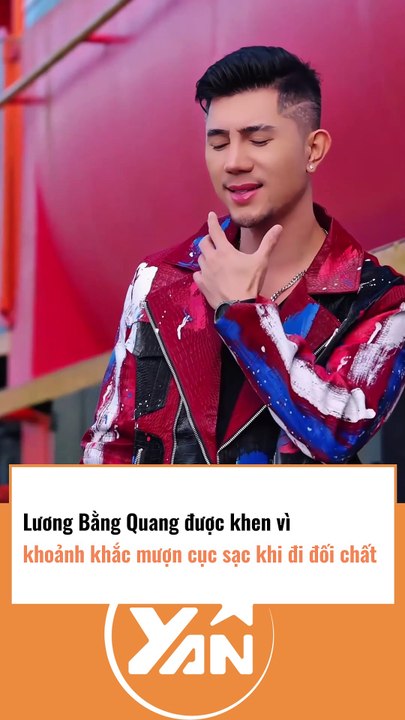 Lương Bằng Quang được khen vì khoảnh khắc mượn cục sạc khi đi đối chất