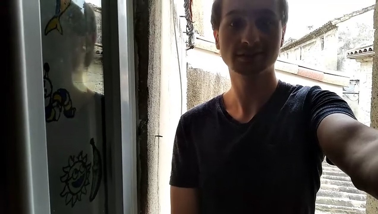J'ai regardé "Our Netherlands Adventure Begins! (Flights & Pa | ItsCharlieVest" et d'autres vidéos