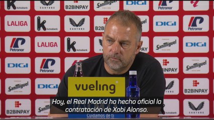 La sorprendente respuesta de Flick sobre Xabi Alonso: "Hablé muchas veces con él"