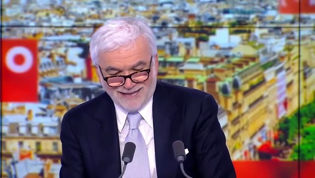 Édito Pascal Praud - Hommage à Rafael Nadal : «Il est un exemple, un chevalier, un héros de notre temps»