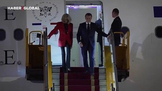 Fransa Cumhurbaşkanı Macron'a atılan tokat gündem oldu: Rahatlama amaçlı bir şakalaşmaydı