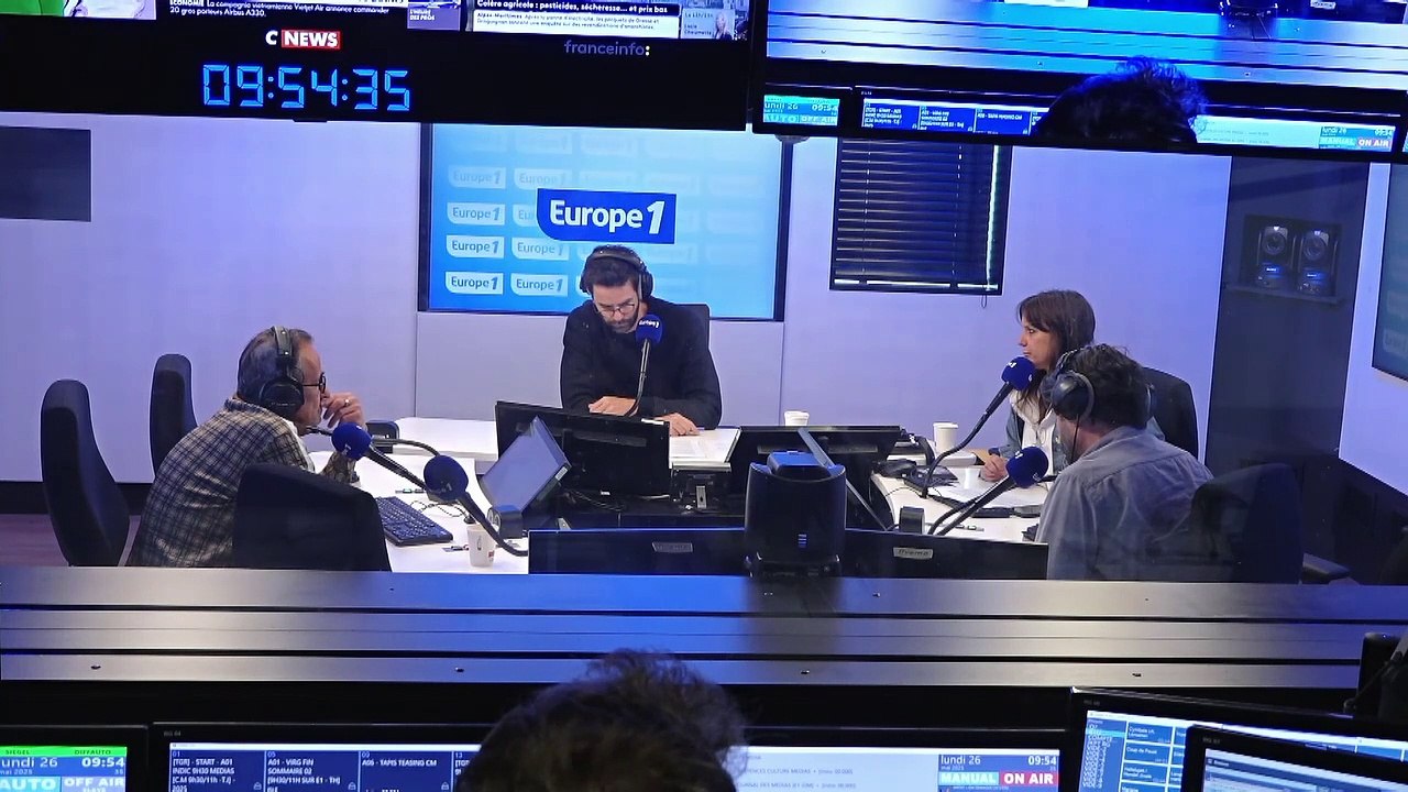 Léa Salamé est revenue sur la polémique concernant les propos tenus par Thierry Ardisson et la rumeur du départ d'Anne-Sophie Lapix du JT de France 2