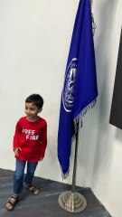 Pakistani Flag Kissing by kid