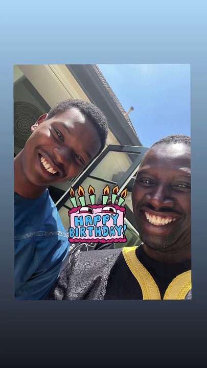 Omar Sy souhaite un bon anniversaire à un proche avec qui il a joué dans le film "Yao", Lionel Louis Basse