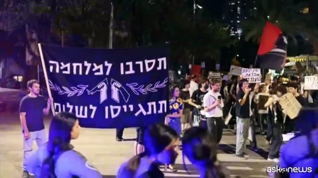 Scontri con la polizia a Tel Aviv a manifestazione contro la guerra