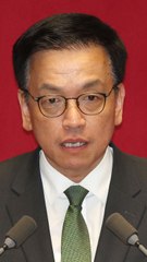 경찰, '내란 혐의' 한덕수·최상목 출국금지…김성훈 출금 연장