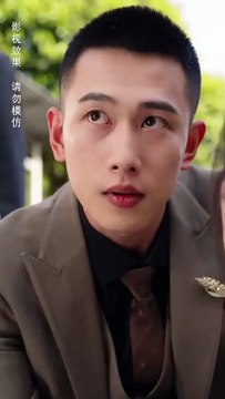 Once betrayed and sold while pregnant, she returns five years later with genius twins who hack their cold CEO dad’s system to avenge their mom.