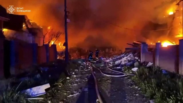 روسيا تشن أكبر هجوم بالمسيرات على أوكرانيا