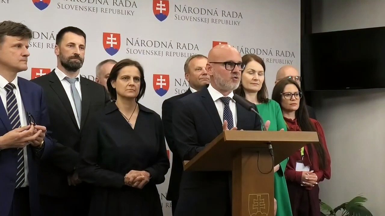 ZÁZNAM: B. Gröhling: Koalícia sa nevie dohodnúť, charakterizuje ju korupcia a vydieranie