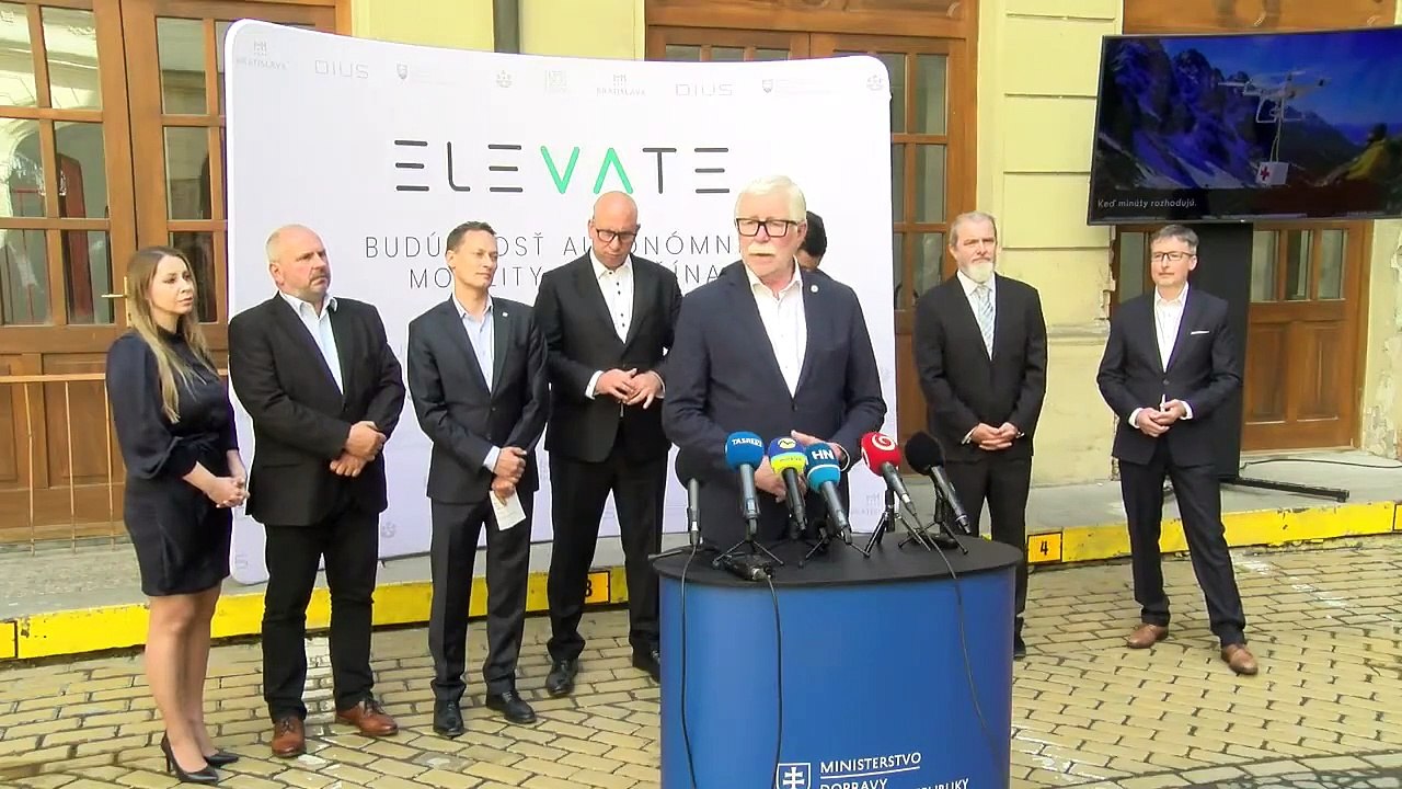 ZÁZNAM: Slovenská pošta bude v centre Bratislavy testovať autonómne doručovacie vozidlo