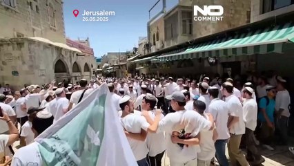 Nazionalisti israeliani si riuniscono per una marcia nella Città Vecchia di Gerusalemme