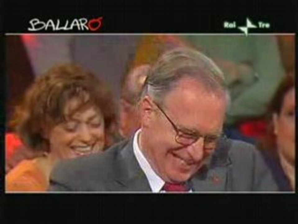 Crozza a Ballarò-Bersani Gasparri