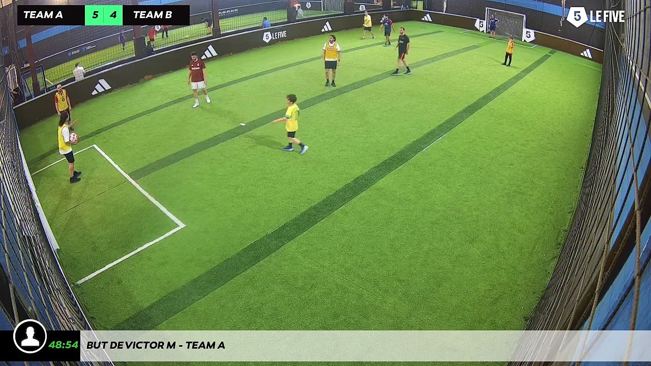 But de Victor M - Team A