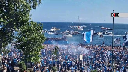 Napoli - ALCIO. FOLLA IN STRADA, 'TRAFFICO' IN MARE: A NAPOLI SFILANO I CAMPIONI -2- (26.05.25)