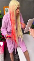 She Decided To Prank Her Friend! Now Her Hair Is Colored! 😂 #prank