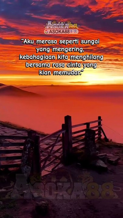 ✨“Aku merasa seperti sungai yang mengering, kebahagiaan kita menghilang bersama rasa cinta yang kian memudar.”☁✨