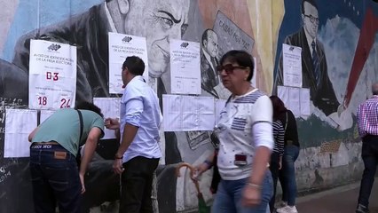 Baja participación y voto automatizado marcaron las elecciones regionales en Venezuela