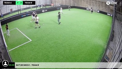 But de Niks K - Team B