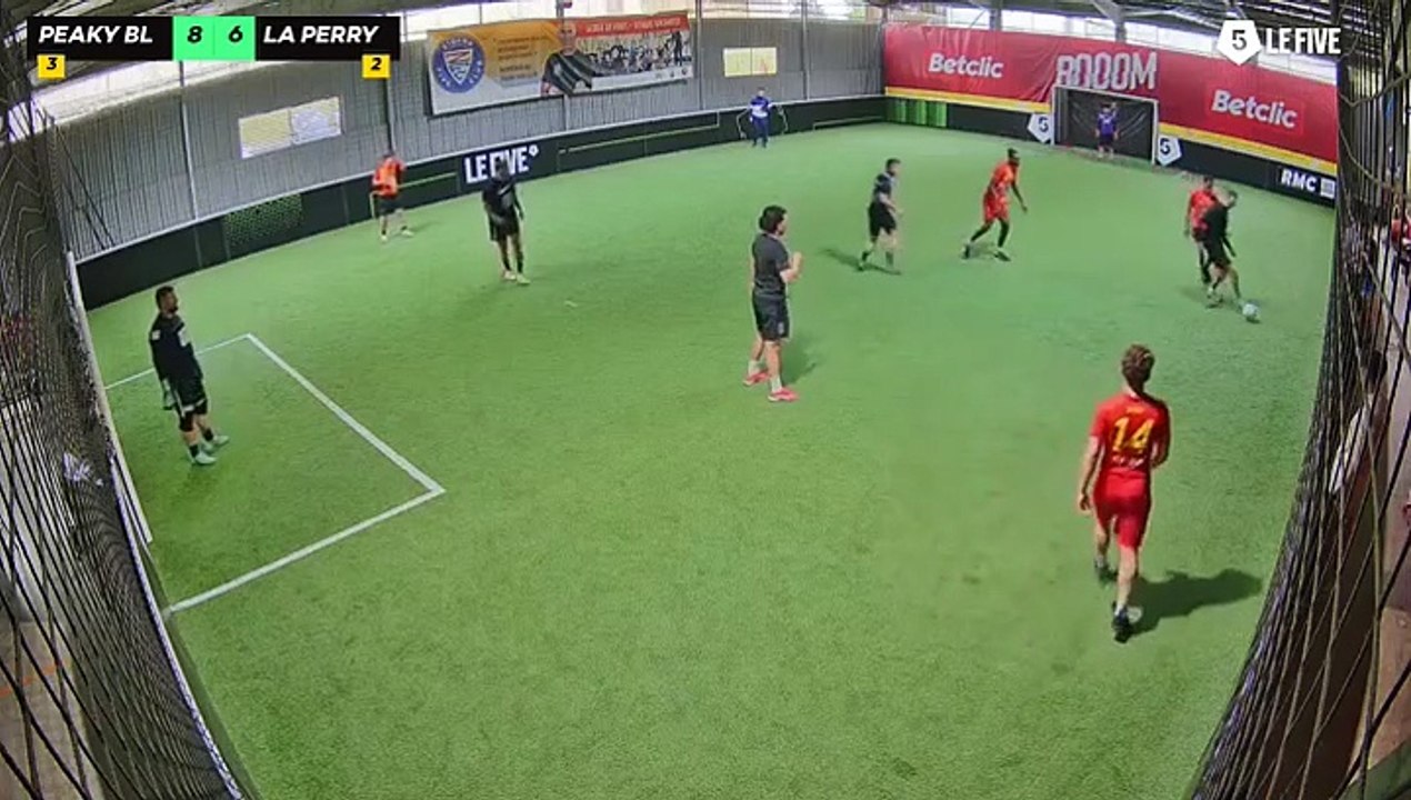 Peaky Blinders - La Perry Teuf 26/05 à 19:38 - Football Terrain 1 (LeFive Pau)