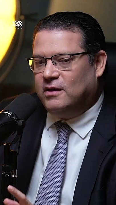 Eduardo Sanz Lovatón reafirma su lealtad a Luis Abinader