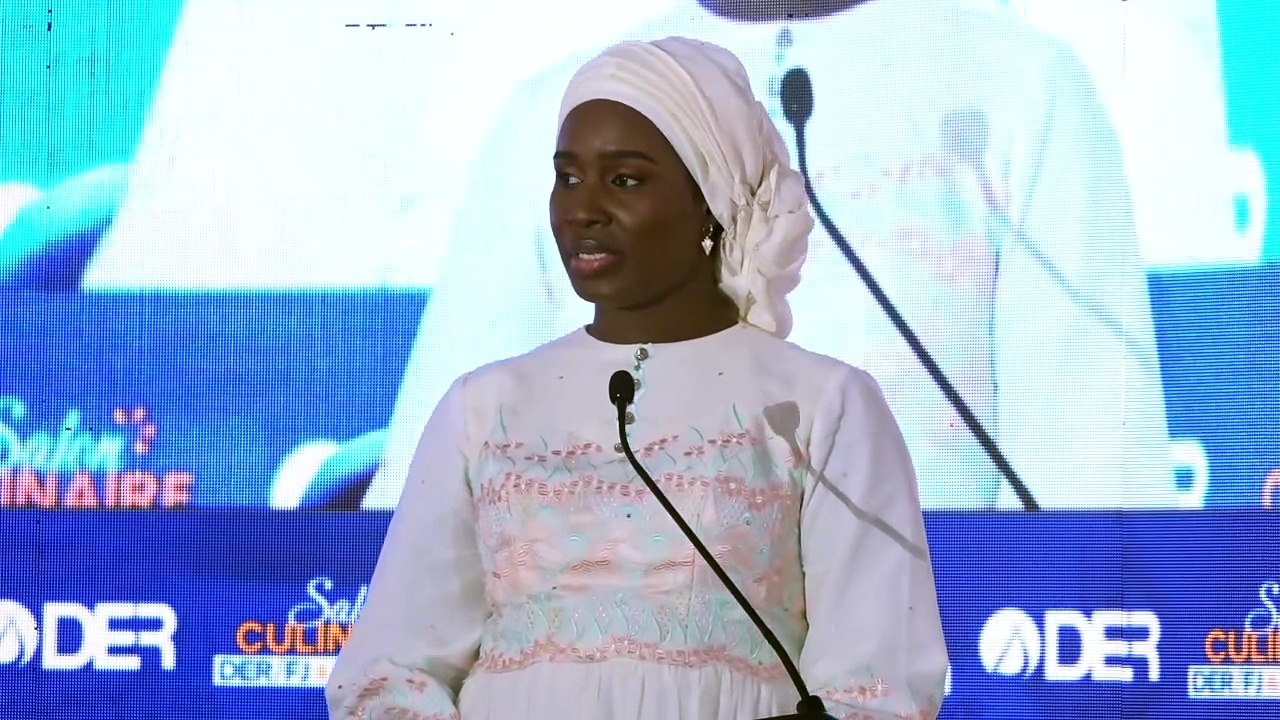 Le discours poignant de la 1ère dame MArie Khone devant Mme Khady Kébé et Aida Mbodj...
