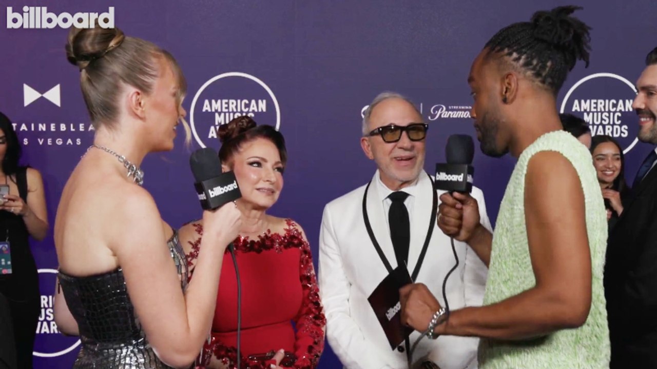 Gloria Estefan & Emilio Estefan On Performing For First Time In 30 Years at AMAs, New Album, "Raíces" & More | AMAs 2025