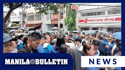 Gov't employees in Malabon City evacuate due to earthquake