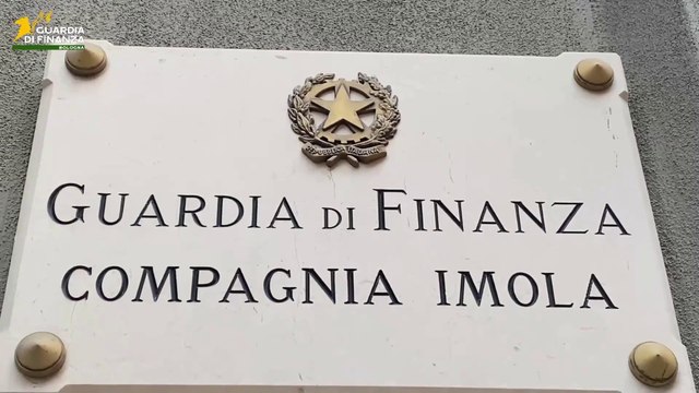 A Imola scoperto tatuatore abusivo sconosciuto al fisco