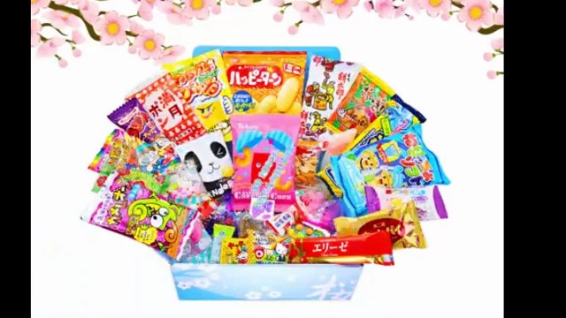 Sakura Box Japanese Snacks & Candy 30 Piece Dagashi Set Gift (Box)
