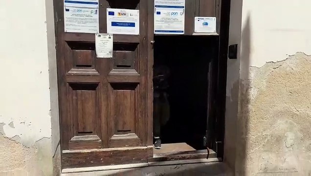 Il video dei rifiuti abbandonati in via Santa Rosalia a Palermo