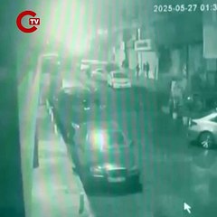 Kağıthane'de eğlence mekanına el bombalı saldırı kamerada