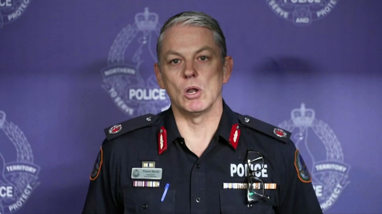 Indigenous man dies after being restrained by police in Alice Springs