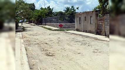 Transitar por calles del barrio Laura Marie, La Ureña, es una odisea