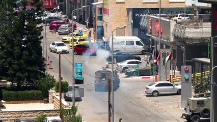 القوات الإسرائيلية تدهم شركة للصيرفة في رام الله