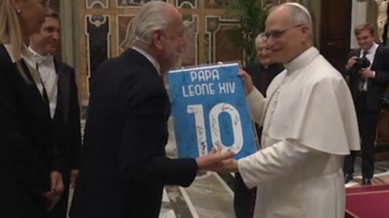 "Lei è un numero dieci": De Laurentiis saluta così Papa Leone XIV