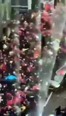 Celebración accidentada en Liverpool