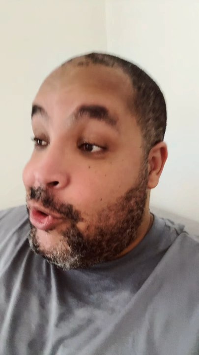 Depuis que j’ai repris le sport à mon rythme, je suis fier de moi et encore plus motivé à devenir une meilleure version de moi-même physiquement 💪🏾 #diabete #diabetique #obesite #motivation #sport