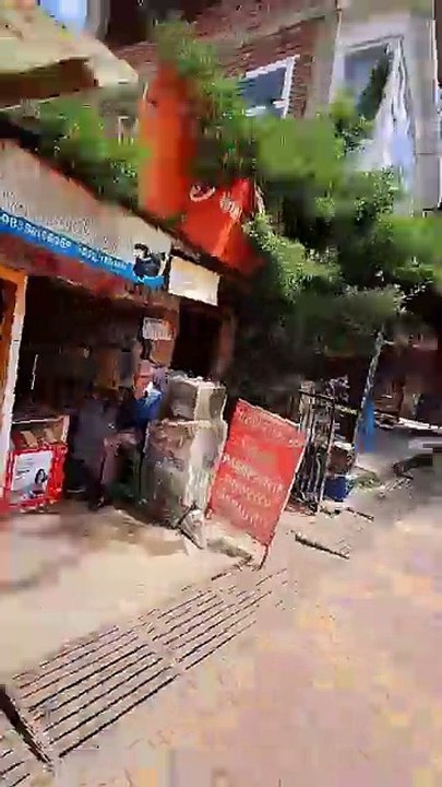 Searching for Atal Tunnel Bus in Manali! 🚌 | Mall Road to Bus Stand Walk Tour