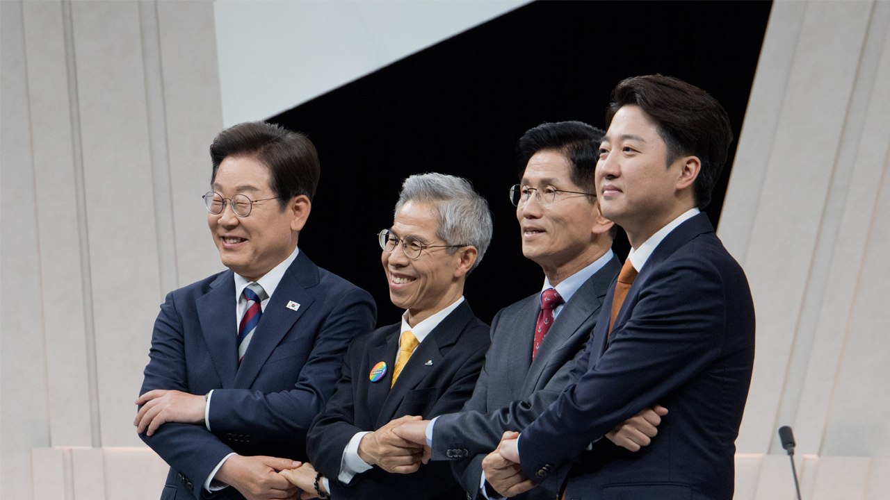 이재명 "위성정당 방지 실효성 있게"...김문수 "선거법 자체 잘못" / YTN