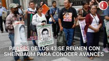 Llegan familiares de los 43 normalistas a Palacio para reunión con Sheinbaum
