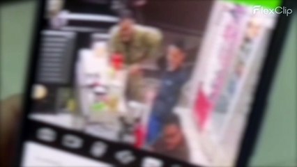 Vídeo mostra homem levando golpe de estilete no pescoço no Centro