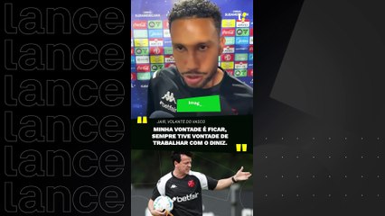 Jair diz que quer ficar no Vasco e revela conversa com Diniz