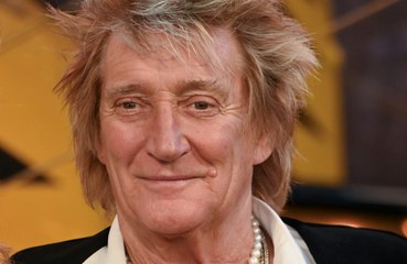 アメリカン・ミュージック・アワード開催、ロッド・スチュワートが生涯功労賞を受賞