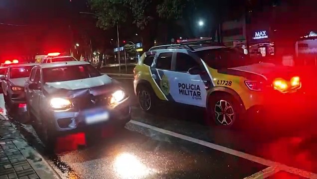 Acidente seguido de discussão mobiliza Siate e diversas viaturas da PM até a Avenida Brasil